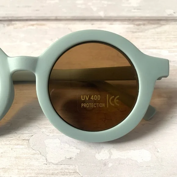 Zara Kids Sunglasses Recycled Plastic Pale Blue Color NEW Fits 1-6 Years - Picture 2 of 2